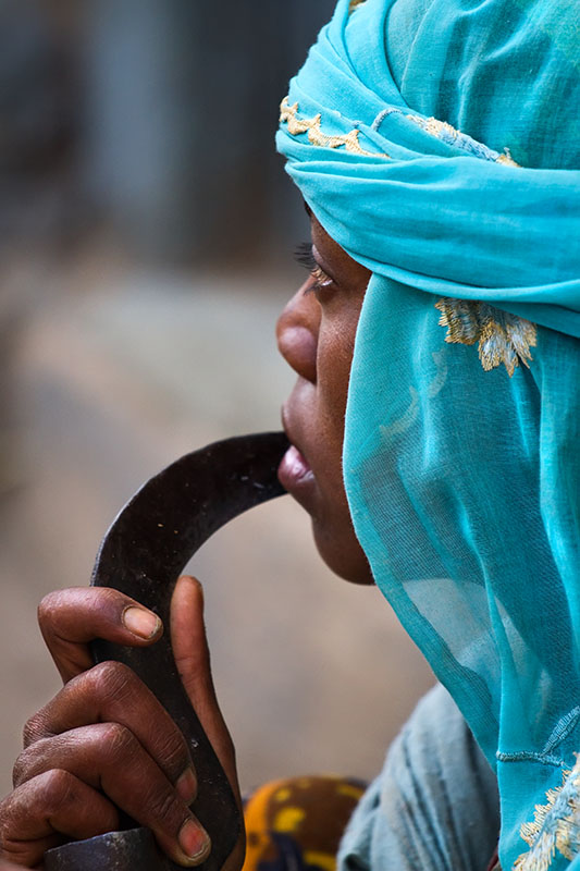 166   Young woman on Harar market   Ethiopia 